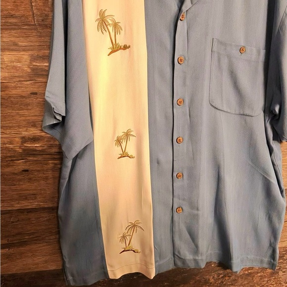 Tiki Classic Palm Tree 100% Silk Tropical Vibes Men's Blue and Cream Shirt - Picture 4 of 8